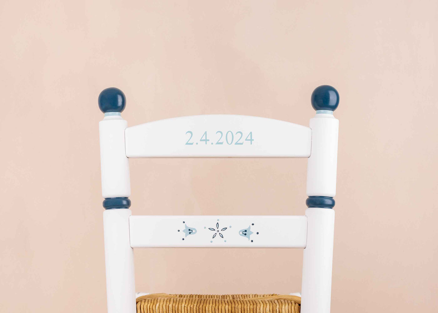 Alma Chair