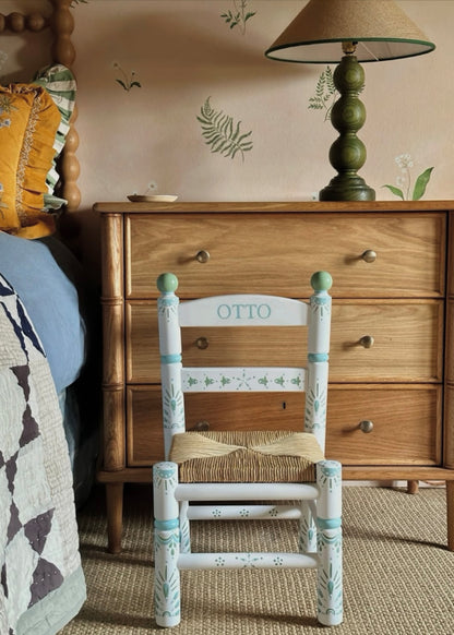 Ready to Shop Frida Chair