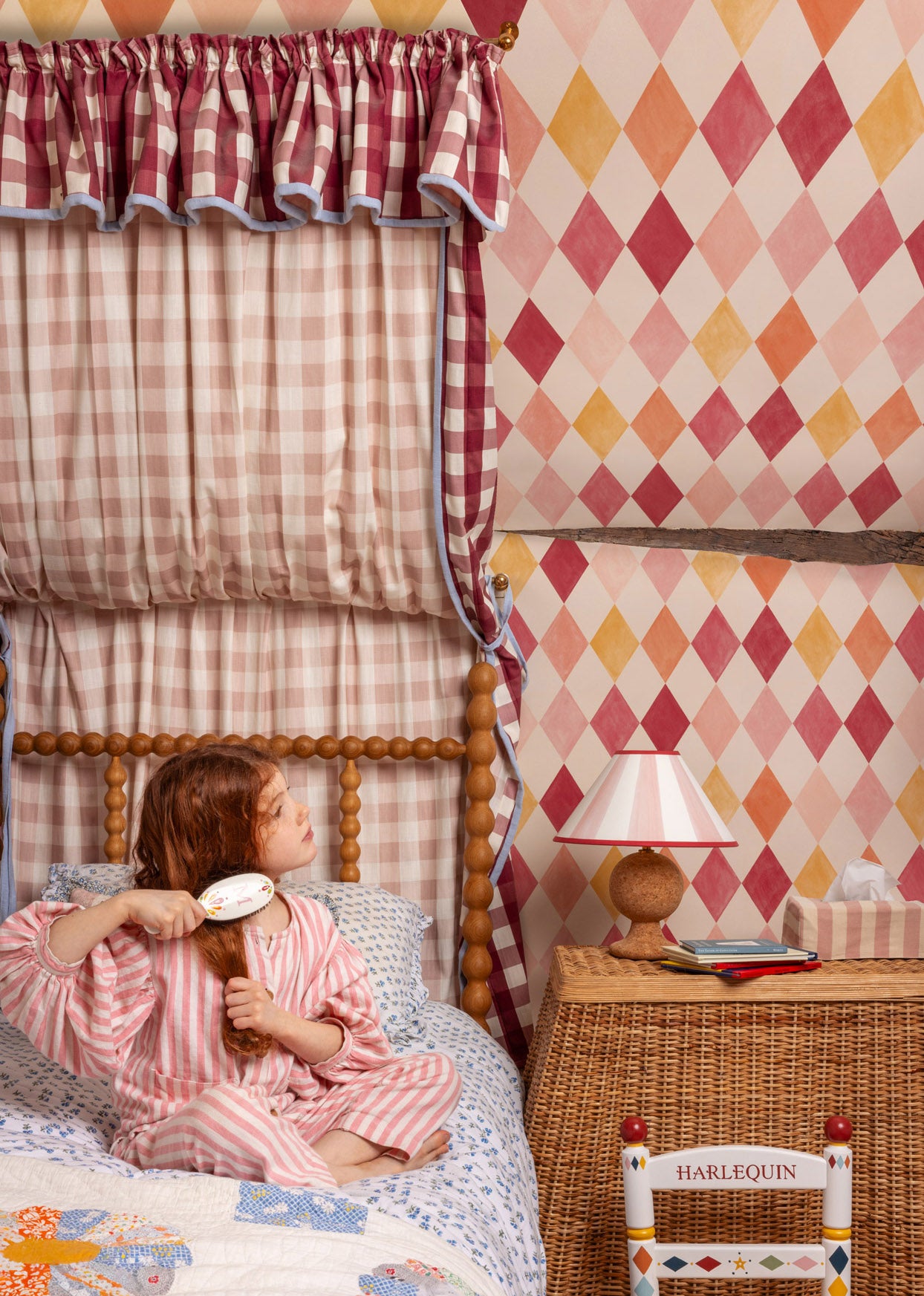 Harlequin Wallpaper ~ Bonbon